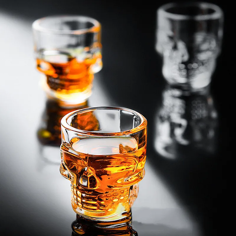 Verre à Shot tête de crâne, 1/ - Whisky Beer And Wine avis et prix