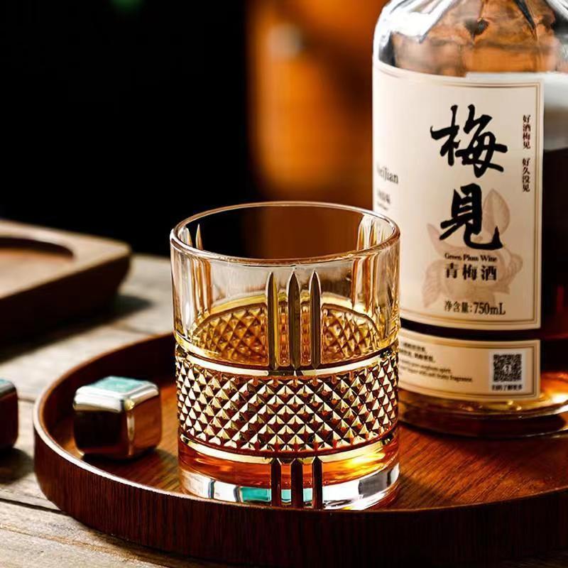 Gobelet à Whisky en verre doré - Whisky Beer And Wine avis et prix